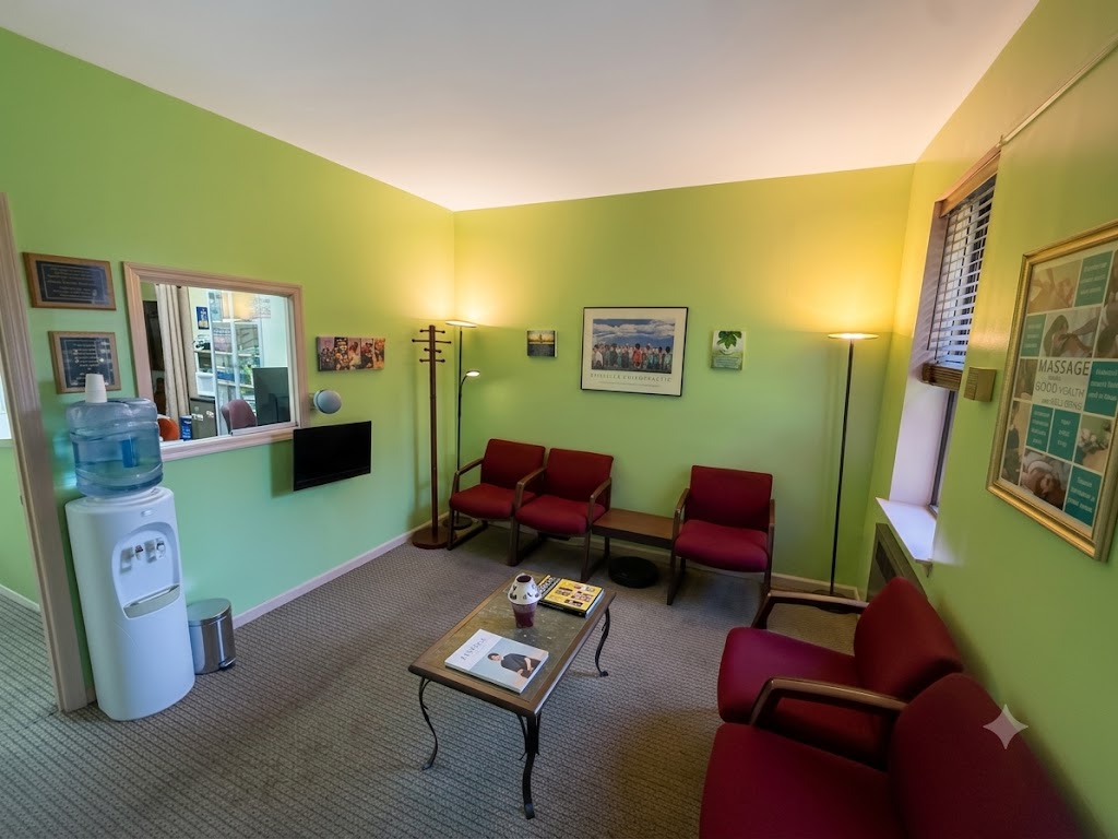 Waiting room at Mandel Chiropractic and Wellness Center